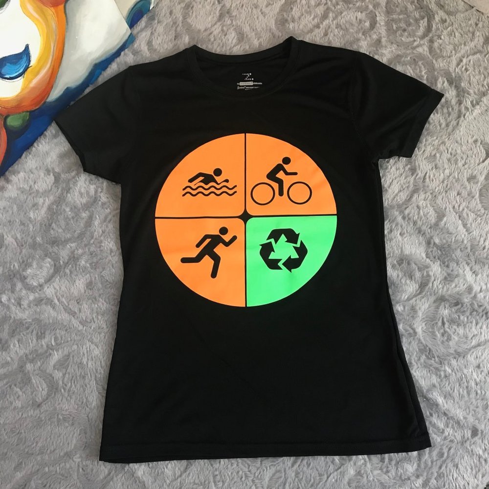 NWOT ZORREL moisture wicking athletic tee